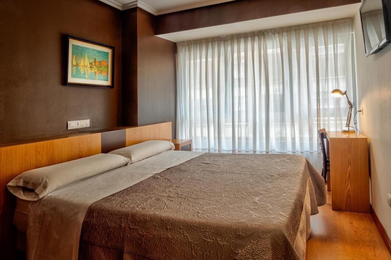 Hostel Costa Gijon Ngoại thất bức ảnh